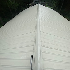 Metal-Barn-Roof-Cleaning-Project-in-Vancouver-Washington 3